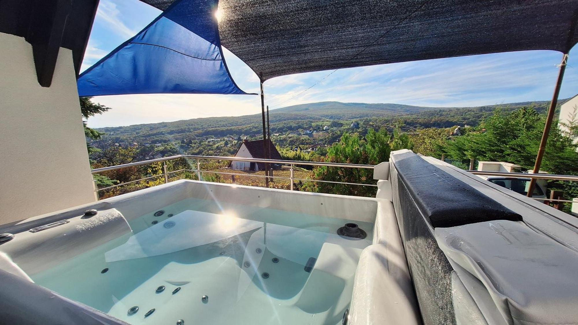 Hillside Cottage Pécs Extérieur photo